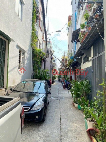 Selling house, car alley at Ba Chieu Binh Thanh market 3 floors of 33m2 reinforced concrete, just over 4 billion VND Sales Listings