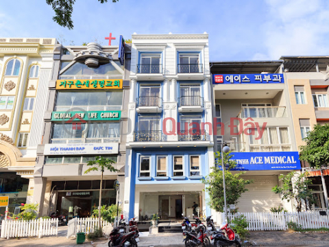 The owner quickly rents a luxury apartment in Phu My Hung - District 7, full of high-end furniture only _0