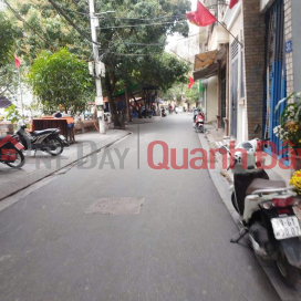 Bán Nhà Đẹp Ngõ 144 Quan Nhân – 40m² x 5 Tầng, Gần gửi oto – Giá 8,85 Tỷ _0