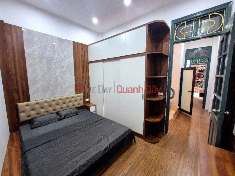 đ 8,5 tỷ Bán nhà 4 tầng, 42m², ô tô đỗ cửa, ngõ thông kinh doanh, Quỳnh Lôi, Hai Bà Trưng - 8.5 tỷ