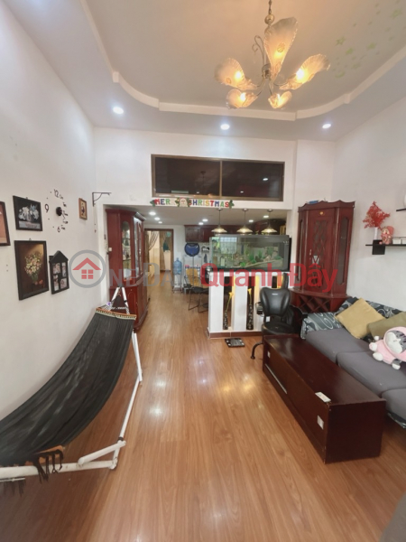 Urgent Sale Tran Quang Dieu Apartment, District 3 - Bargain Price 2.5 Billion with Certificate Sales Listings