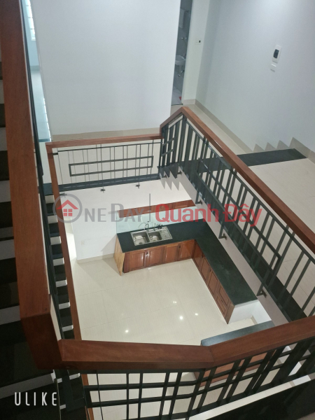 ONLY 6.2 BILLION - EXTREMELY GOOD PRICE! SOLID 3-STOREY HOUSE, 7.5M STREET FRONTAGE, 10M SIDEWALK, CAM LE., Vietnam Sales | đ 6.2 Billion