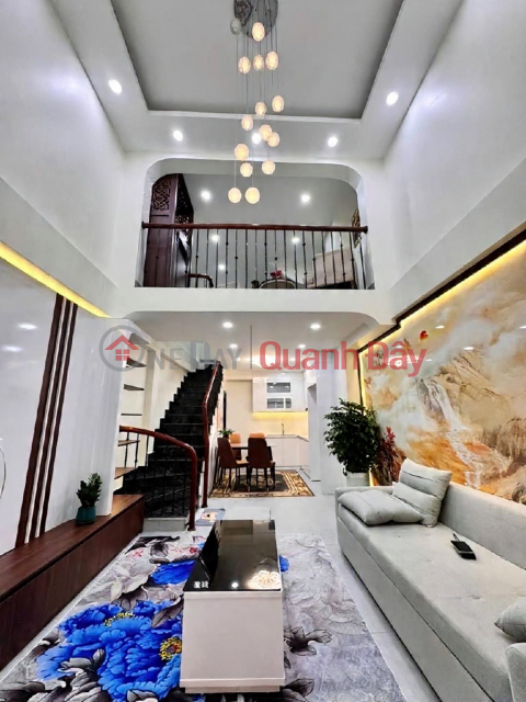 lạc long quân 40m x5 tầng 9,8 tỷ ô tô tránh 50m,ngõ thông ba gác đua,full nội thất _0