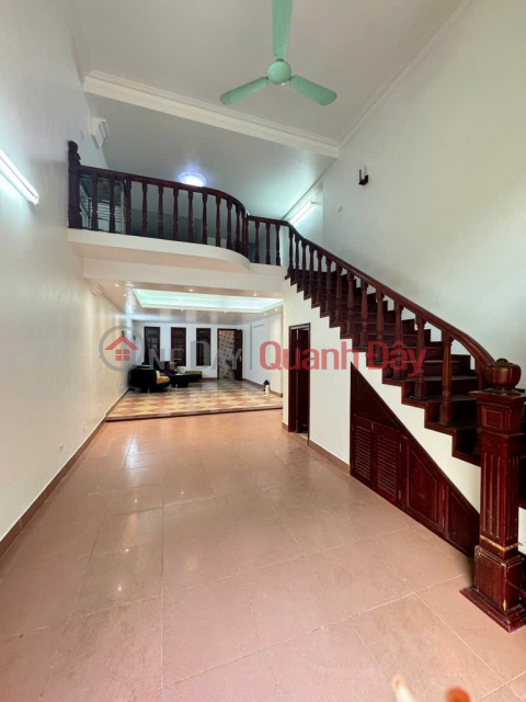 Nhà Trần Cung - 81m2 x 5 tầng - Gara ô tô - 30m ra phố - Gần BV E _0