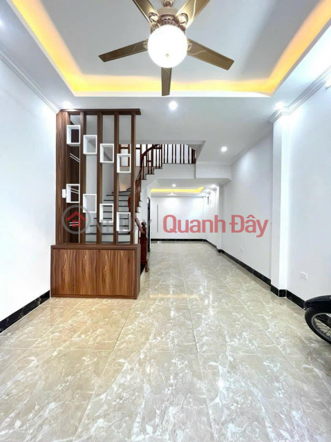 House for sale in Thach Ban - Alley with multiple access points - Cars can easily drive right to the door. Price: 6.2 billion VND _0