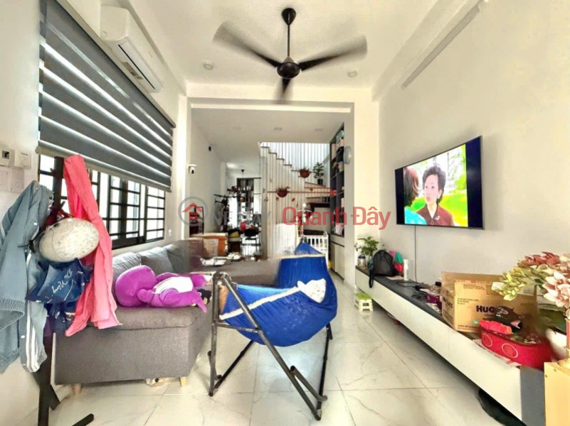 House for sale on Nguyen Van Cong, 3 floors, next to Family Park, over 4 billion Sales Listings