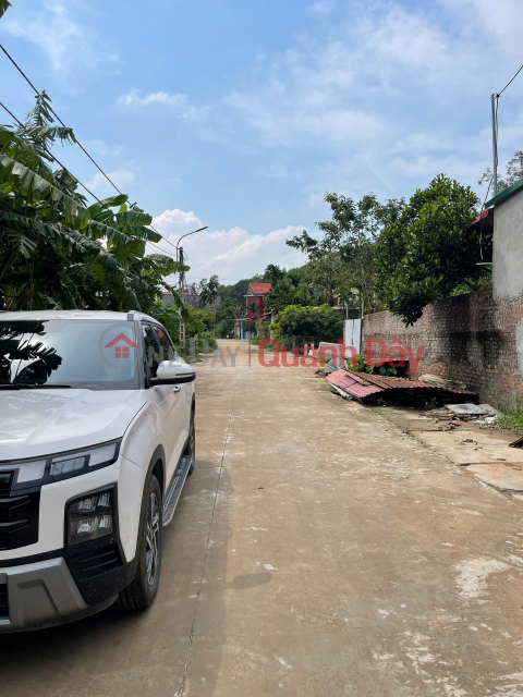 Only one residential plot available in the heart of the Quang Chau and Van Trung industrial zones - Price: 2 billion VND _0