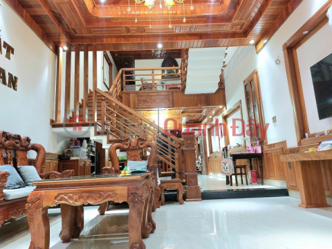 ► House Front Street 10.5 Thanh Hoa Hoa Xuan 100m2, 2 classy floors, 5.x billion _0