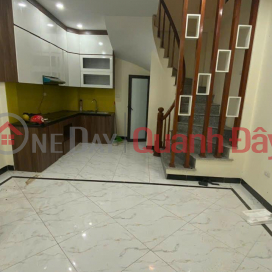 Owner for rent 4-storey private house in Lien Mac Ward, Hanoi, area 30m2, 5 million\/month _0