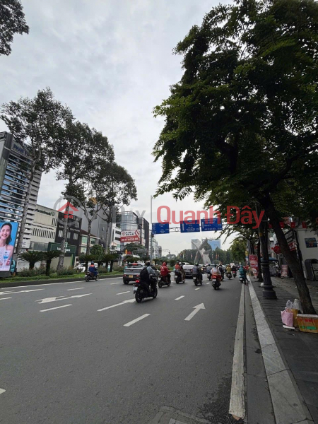 đ 12 Billion **House for sale on the main road in Ward 2, Tan Binh District, facing the Day River (4*16m),next to the airport**