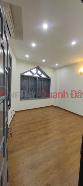 Urgent sale of house on Le Duan street, corner lot, 10m, car, fully furnished, 45m, 4 floors, 6m, only 6.3 billion LHCC. Vietnam, Sales đ 6.3 Billion