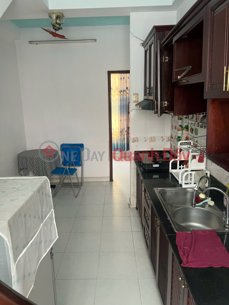 Owner Needs To Sell A HOUSE IN A GOOD LOCATION - GOOD PRICE At Alley 571 CMT8, Ward 15, District 10, HCM | Vietnam Sales | đ 5.5 Billion