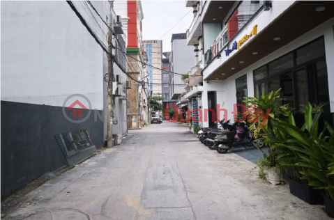 ► K 5m Straight road, close to Vo Nguyen Giap and Ho Xuan Huong streets, 73m2, 3 floors, 8.x billion VND _0