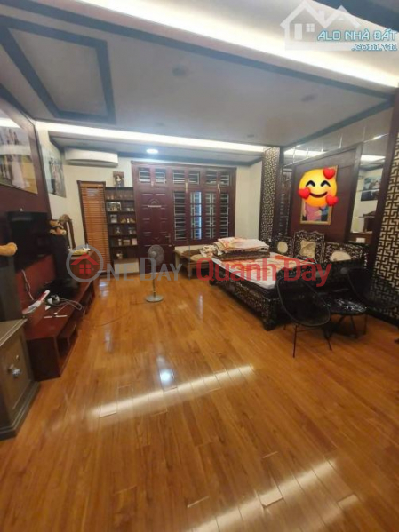 URGENTLY SELLING BEAUTIFUL HOUSE IN CAU GIAY, DIVIDED LOT, CAR ACCESS, FOR BUSINESS, AREA 52M2, FRONTAGE 4.5M, PRICE 15 BILLION, Vietnam Sales đ 15.45 Billion
