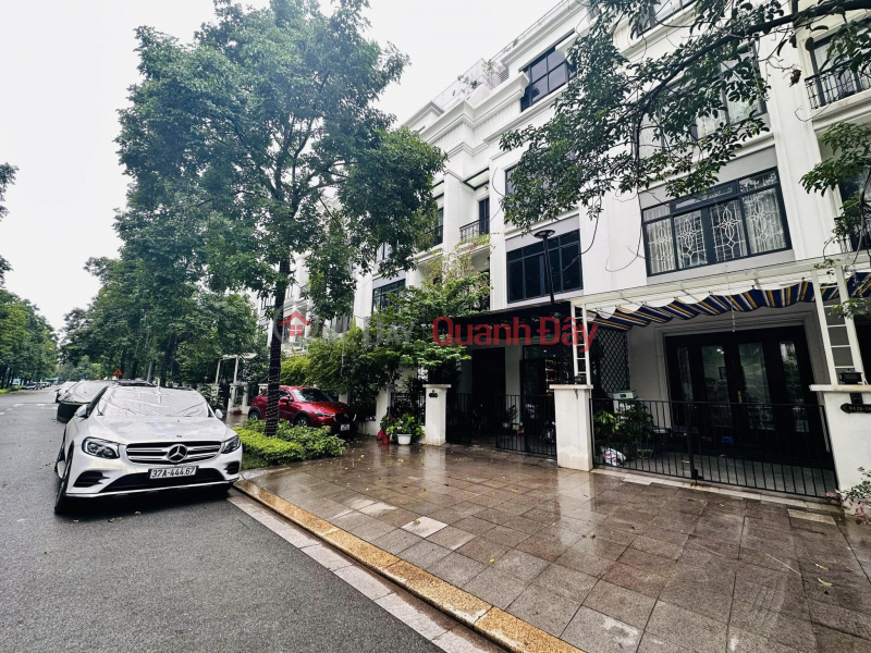 Property Search Vietnam | OneDay | Residential, Sales Listings | Vinhomes Gardenia Villas Ham Nghi 107m, Mt 6m, elevator, luxury class, only 35 billion.