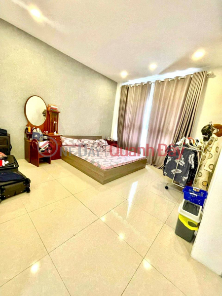 Social network to the house, NEARLY 70M2, DT5x14, 4 LARGE bedrooms, 4WC, QUICK price only 4.5 billion, Vietnam Sales đ 4.5 Billion