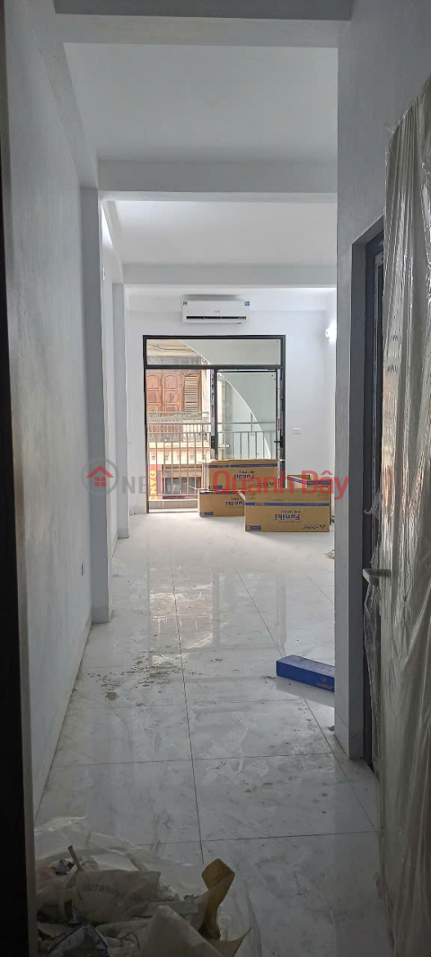 CHÍNH CHỦ E CÓ PHÒNG KHÉP KÍN CHO THUÊ TẠI PHỐ TRIỀU KHÚC, DIỆN TÍCH 30M2, FULL ĐỒ, CÓ CẦU THANG MÁY, GIÁ _0