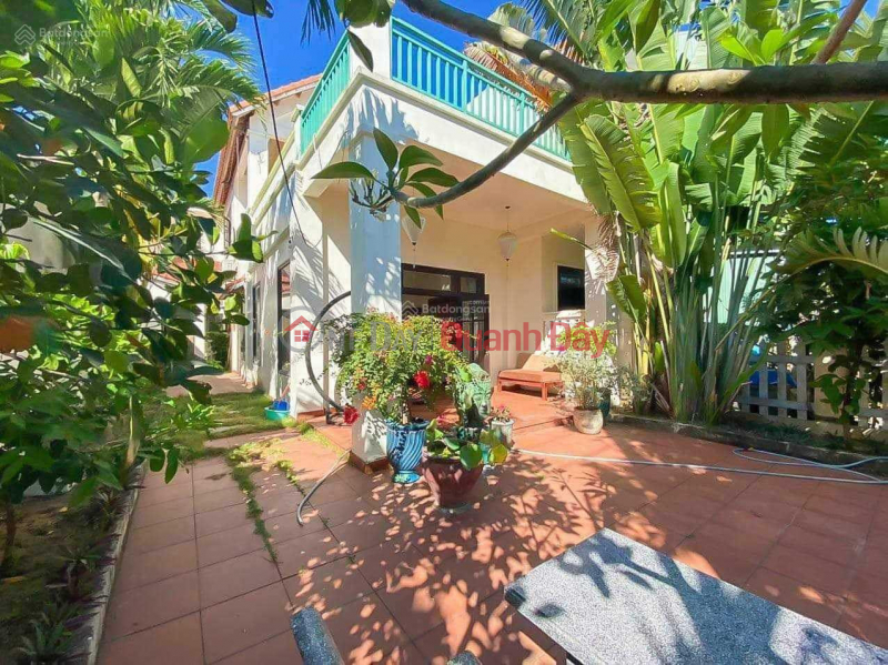 Owner sells 200m2 villa with direct view of Co Co river, 5 minutes walk to An Bang beach, 15 minutes to Hoi An Ancient Town Sales Listings