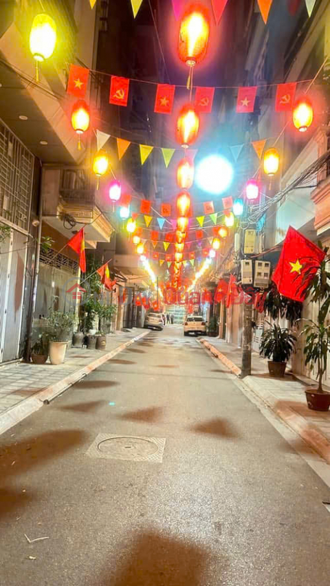 HIẾM! NHÀ QUẦN NGỰA 58M 6 TẦNG GARA Ô TÔ VỈA HÈ Ở SƯỚNG GIÁ 32 TỶ 0336212066 _0