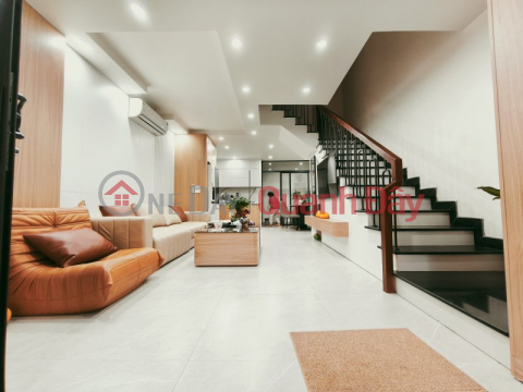 HOUSE FOR SALE IN A CAR-ACCESSIBLE ALLEY, Bac Cau - Long Bien, 55m2 x 3 Floors, 4.5 Billion VND, 10.5 Billion VND, Long Bien. _0