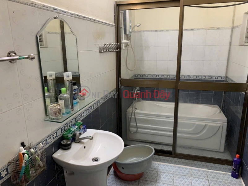 đ 11 tỷ, Mặt Tiền DT 106m2 Ngang 5m - Đường 10m Hoàng Xuân Nhị - Tân Phú