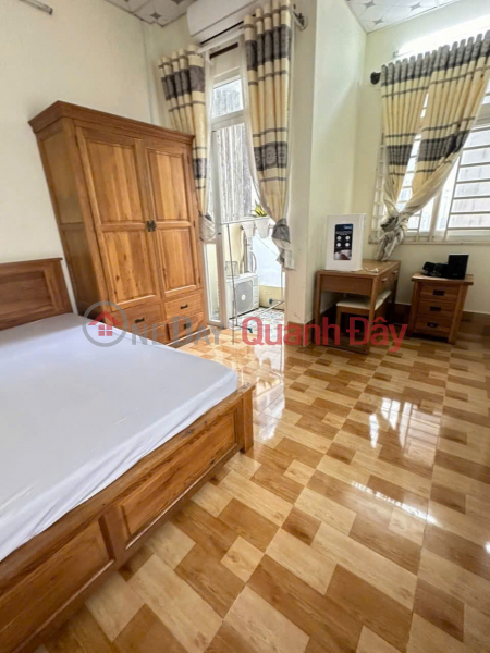 đ 7 triệu/ tháng 32. Nhà 7 triệu full nội thất gần công viên Lưu Hữu Phước