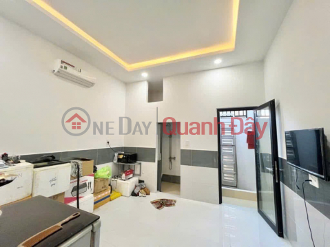 BÁN NHÀ MỚI 100% ĐƯỜNG MÃ LÒ ( 64m2 , 3 tầng ) Hẻm xe tải thông . 
-Giá 5 tỷ 3 _0