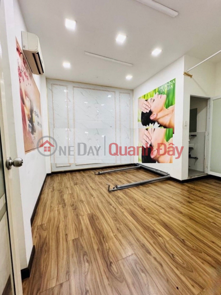 CORNER HOUSE ON NGUYEN DINH CHIEU STREET - 5 FLOORS 5 LARGE ROOM | Vietnam Rental | đ 50 Million/ month