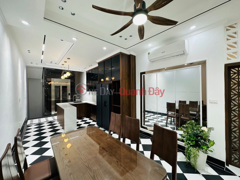 ngọc khánh 52m x6 tầng thang máy 15,9 tỷ nội thất xịn,ngõ thông rộng,gần phố Việt Nam | Bán đ 15,9 tỷ