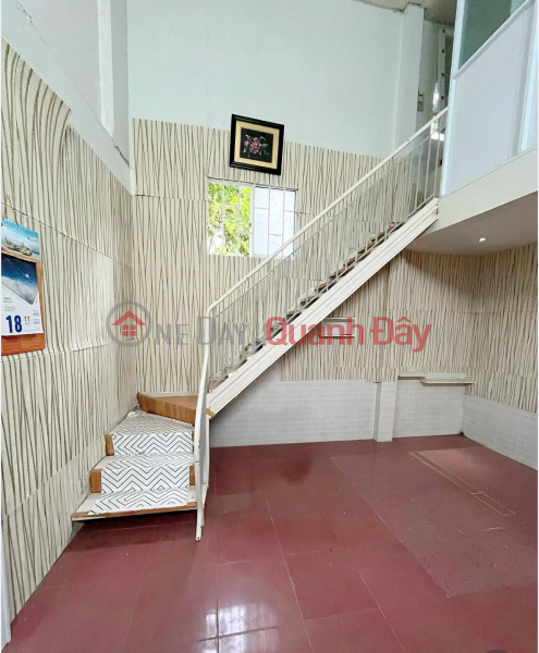 đ 1.3 Billion, HOUSE FOR SALE CORNER CORNER TRAN PHU VINH NGUYEN NHA TRANG