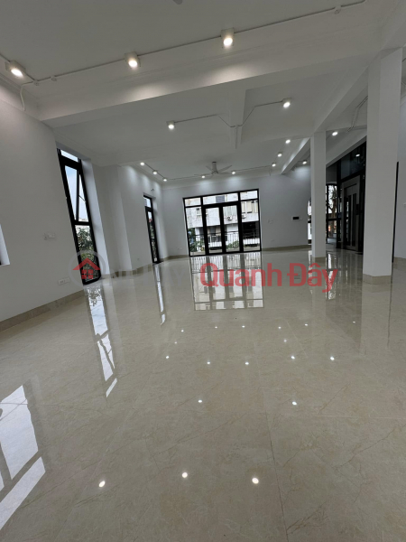 Bán tòa văn phòng mặt phố Trường Chinh, 80m2, 8 tầng, giá 40 tỷ, mới đẹp, kinh doanh đỉnh Niêm yết bán