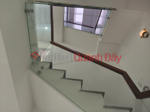 ► K408 Hoang Dieu, 50.3m2, 3 floors, 3 bedrooms, en-suite bathrooms, spacious front and back terraces, 3.xx billion VND _0