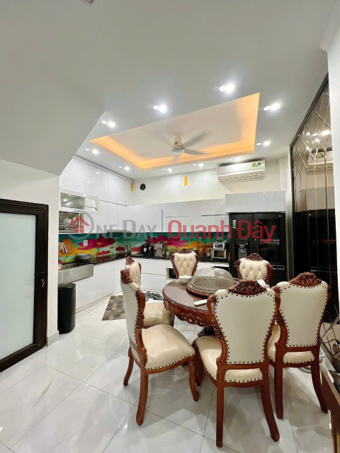 Rare item at DICH VONG STREET, CAU GIAY 60m2, 5 floors, ELEVATOR, price 13.5 billion, Cash Flow. _0