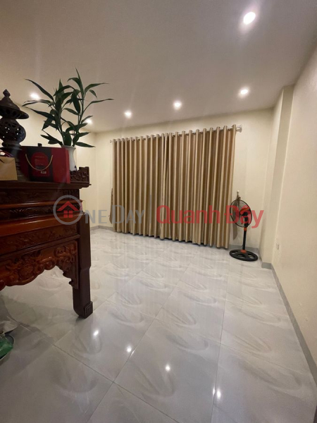 đ 6 tỷ | Bán nhà Ngọc Thụy 36/41 m2, 5 tầng, mặt tiền 3.7m, 6 tỷ Long Biên.