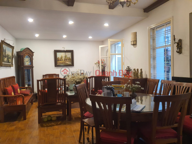 House for sale 130m2 Nghi Tam street, Tay Ho Villa Garage 15.5 Billion Sales Listings