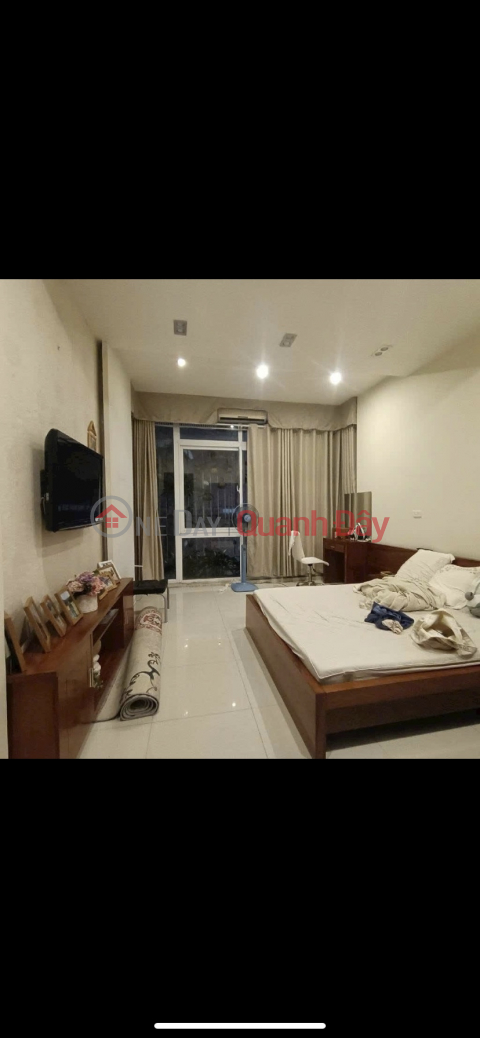 CAU GIAY CENTER 42M x 6 FLOORS 9.5 BILLION. THREE-LEVEL PARKING AT THE DOOR, RESIDENTIAL BUILDER, CLEAR ALLEY, BRIGHT AND AIRY _0