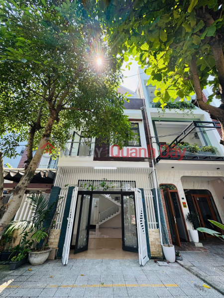 BEAUTIFUL 3-STORY HOUSE - LY DAO THANH STREET – SON TRA DISTRICT, 100M2 - 11.X BILLION VND Sales Listings