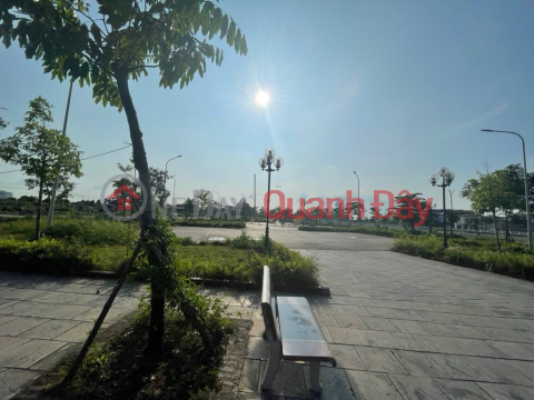 Land for sale in Tien Duong, 167m2, car-friendly alley, near lake, park, price 6.7 billion, negotiable. Contact: 0936123469 _0