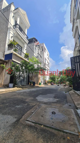 đ 6.7 Billion New house on 12th street, Tam Binh Ward, near To Ngoc Van 52m 4x13 truck alley