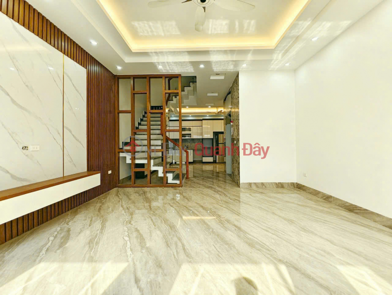 đ 19.9 Billion HOUSE FOR SALE IN LONG BIEN, 5 FLOORS, ELEVATOR, CAR ACCESS, SOUTH FACING, BEAUTIFUL REAR WINDOW