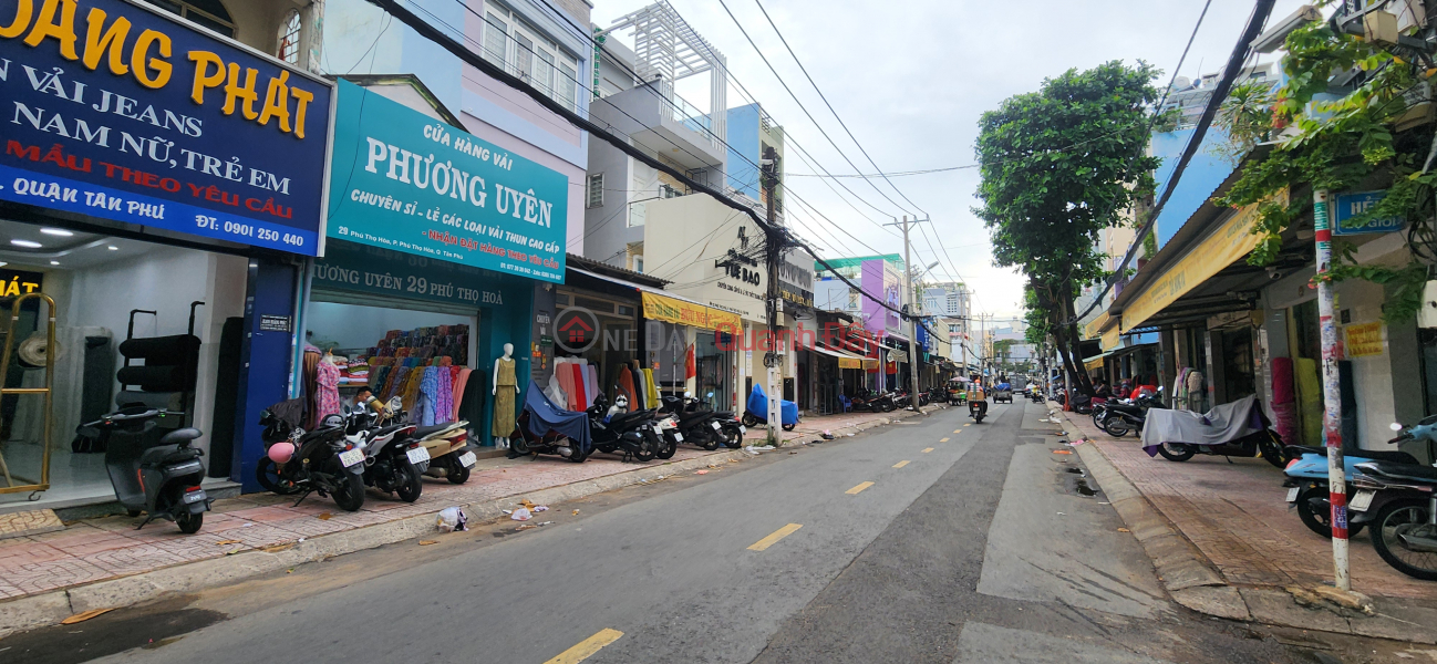 House for rent, located on the main street of Phu Tho Hoa Fabric Market, Tan Phu District, 88m², 2 floors. | Vietnam Rental đ 35 Million/ month