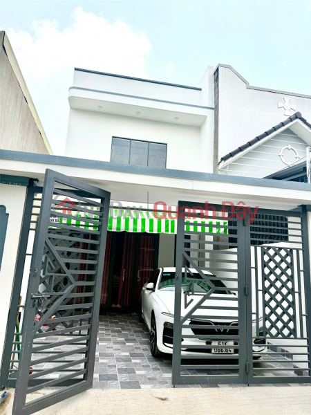 Due to relocating abroad, I need to sell my beautiful, newly built house in Hoa Loi Ward, Ben Cat Town, Binh Duong Province. Sales Listings
