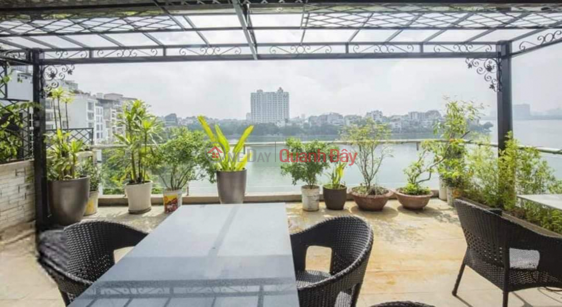 Selling Building on Quang An Street, Tay Ho, Best View of West Lake, Cheapest Price in Area, Extremely Rare Sales Listings