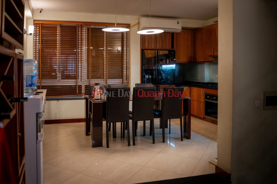 RARE - House for sale, divided into lots, car-free, good for business - Trung Kinh Street, 70m2\\/5 floors\\/5m frontage, 32.8 billion Vietnam | Sales | đ 32.8 Billion