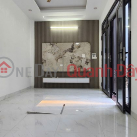 BÁN NHÀ MỚI 5 TẦNG FULL NỘI THẤT Đức Giang 30m2 Mặt tiền 6m 6.6 tỷ Long Biên Hà Nội. _0