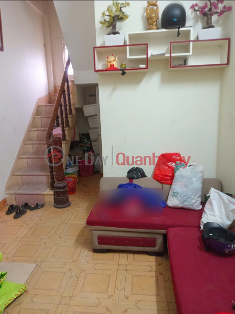 House for rent in Giai Phong, 4 floors x 23m2, 2 bedrooms, 7 million for family, group of up to 5 people _0