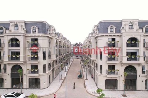 Căn shophouse liền kề 5 tầng chỉ có hơn 8 tỷ chỉ có tại 80 Hạ Lý,Hồng Bàng,hải phòng _0