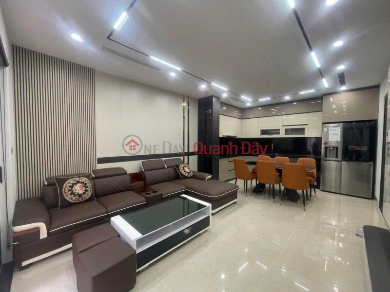 đ 19.5 Billion, 8-Story House with Car Access, Ngoc Lam Street, 50 m2, Price 19.5 Billion VND, Long Bien District, Hanoi.