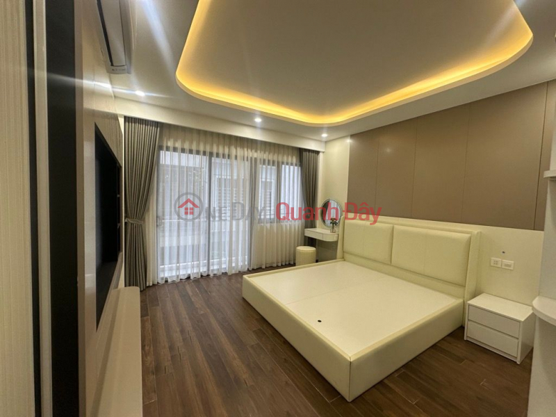 House for sale in Ngoc Thuy, 44m² x 7 floors, garage, elevator, price slightly over 15 billion VND (negotiable). | Vietnam | Sales đ 15.2 Billion