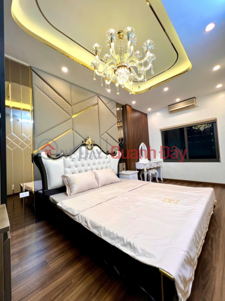 đ 6.3 Billion Only 1 house on Doi Can street, Ba Dinh, 28m, 5 floors, 3 bedrooms, beautiful house, ready to move in, more than 6 billion, contact 0817606560